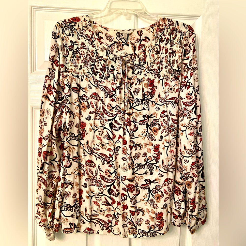 Pretty Lucky beige long sleeved top. Sz XL
